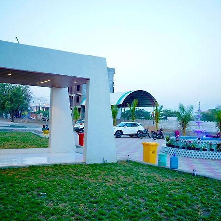 Hotel Madhuban Aurangabad  Exterior photo